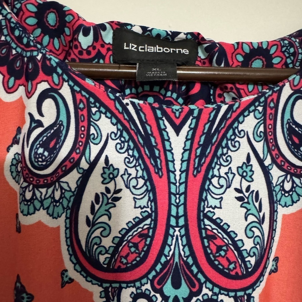 💜 💜Liz Claiborne Coral and Navy Patterned Dress - Picture 2 of 6
